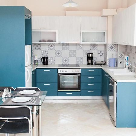 Great Apartment In Piraeus Bagian luar foto