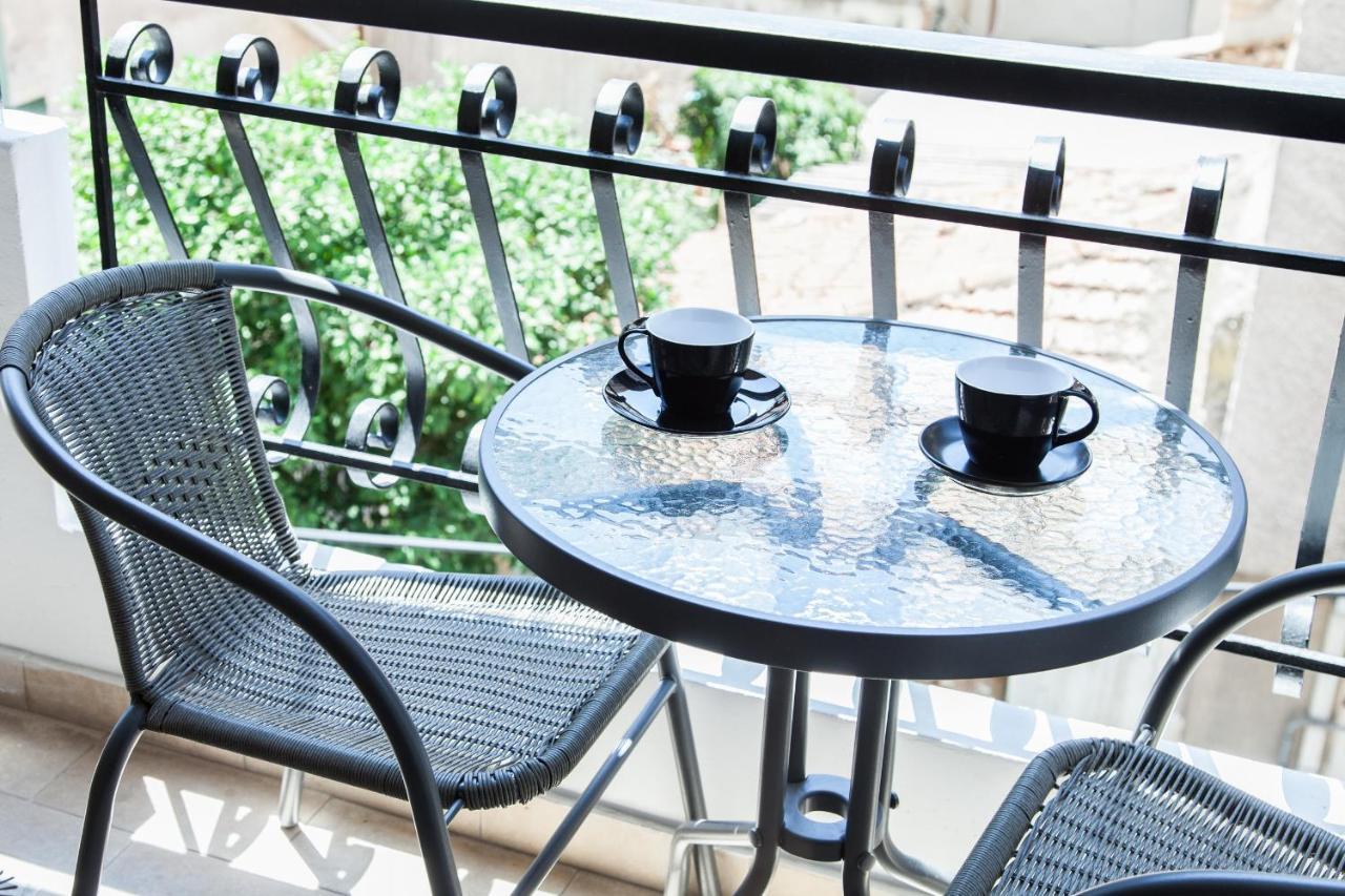 Great Apartment In Piraeus Bagian luar foto