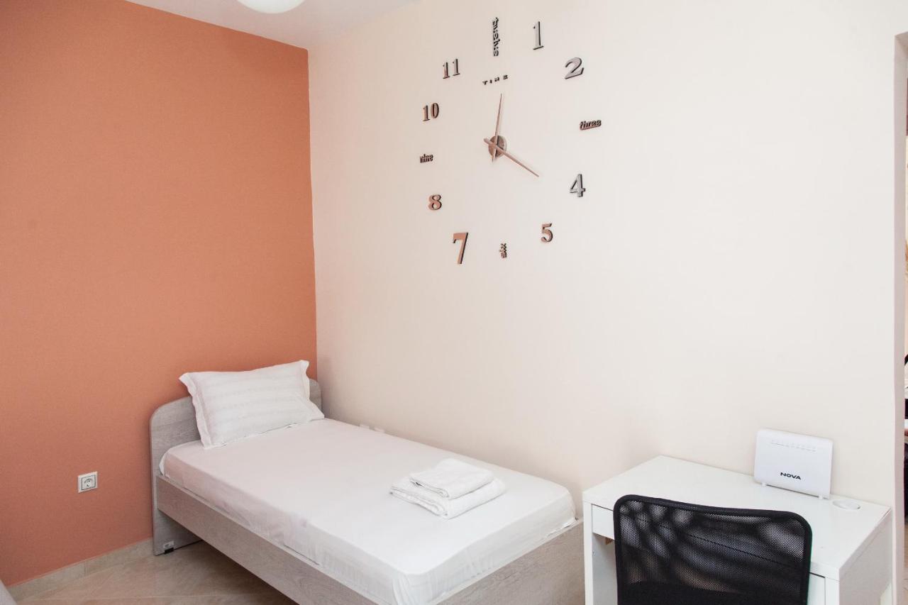Great Apartment In Piraeus Bagian luar foto