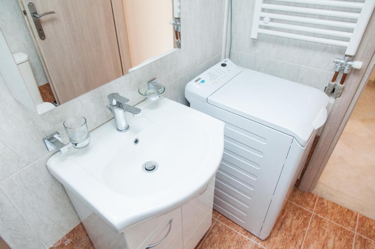 Great Apartment In Piraeus Bagian luar foto